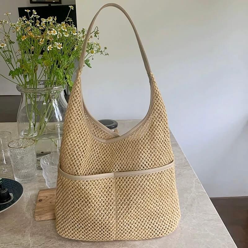 STRAW TOTE BAG