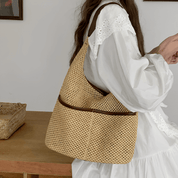 STRAW TOTE BAG