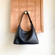 LEATHER HAND BAG