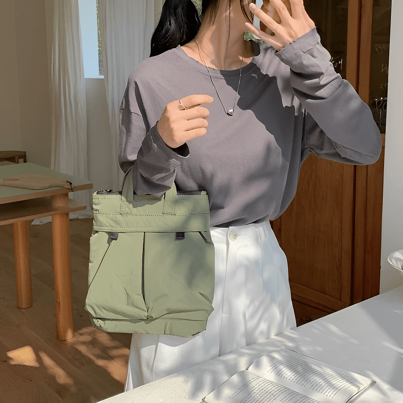 W-POCKET SHOULDER BAG